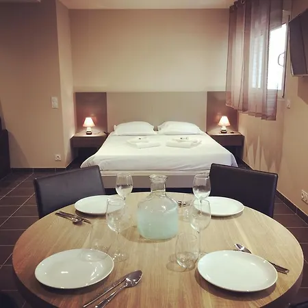 Serafina Apartements