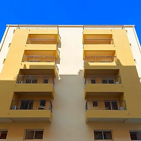 Serafina Apartements 2*