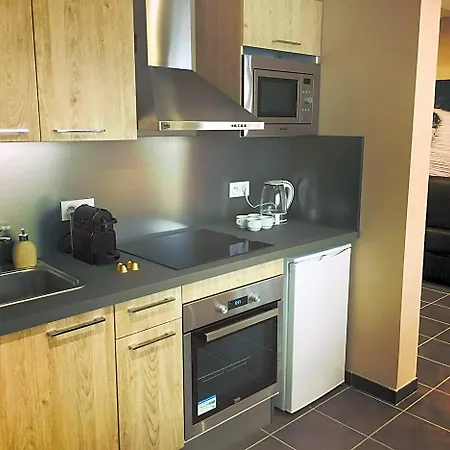 Serafina Apartements Aparthotel 2*