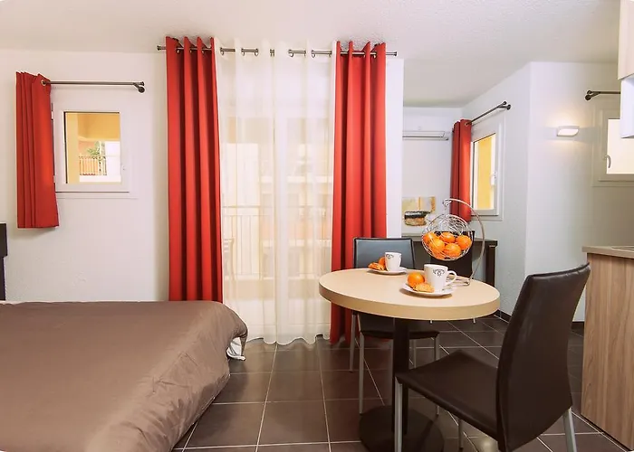 Serafina Apartements Lägenhetshotell Nice