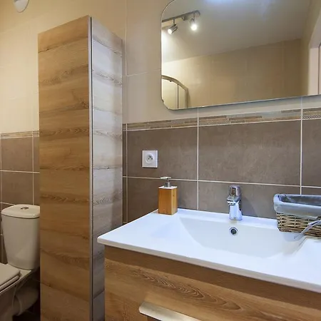 Апарт-отель Serafina Apartements Ницца