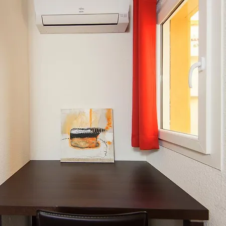 Serafina Apartements ניס